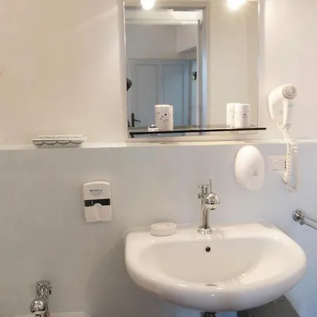 La Nuova Terra Guest house